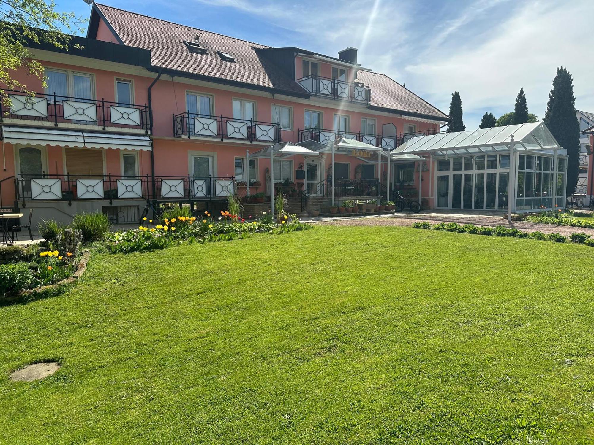Hotel Hofmann Zur Muehle Bad Krozingen Exterior photo