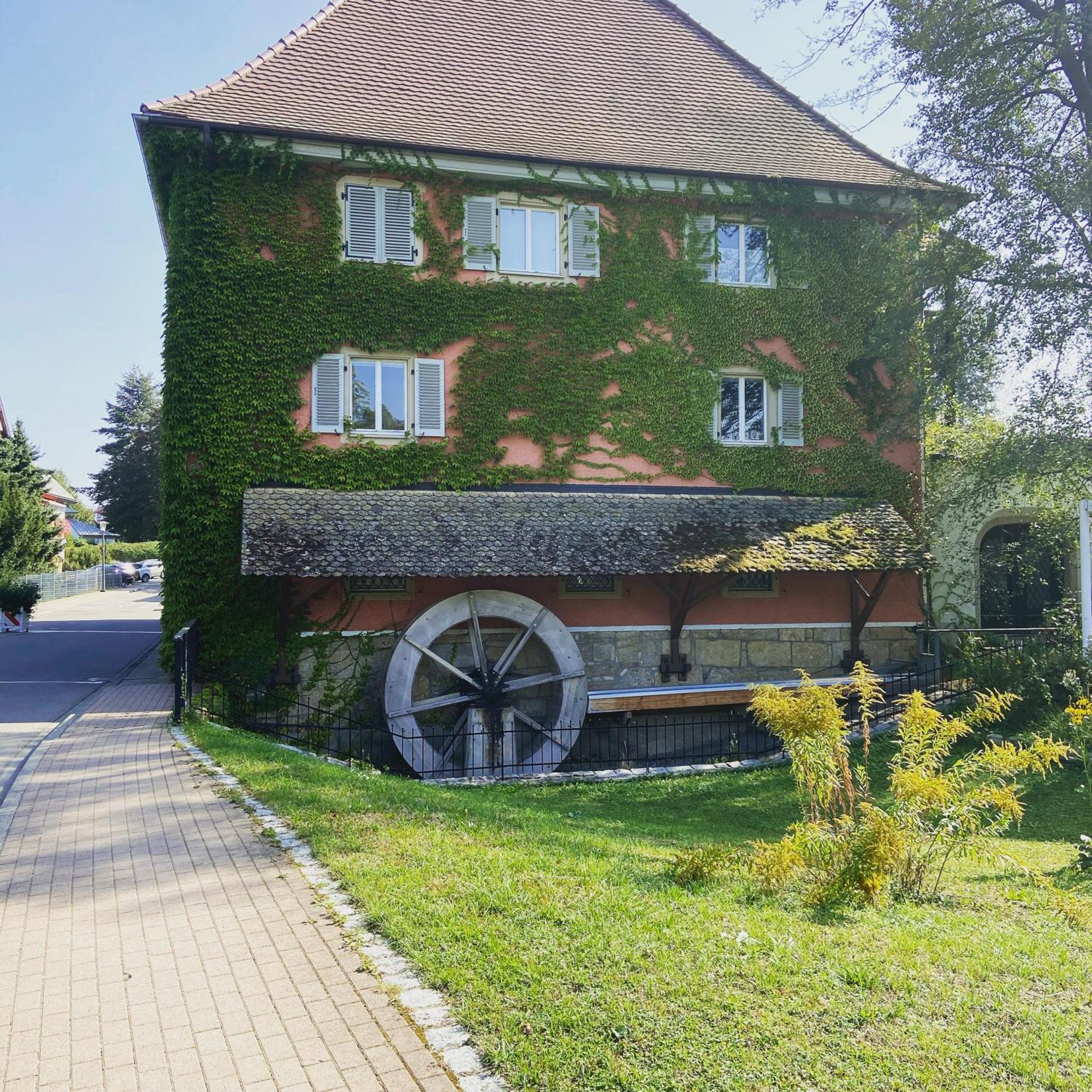 Hotel Hofmann Zur Muehle Bad Krozingen Exterior photo